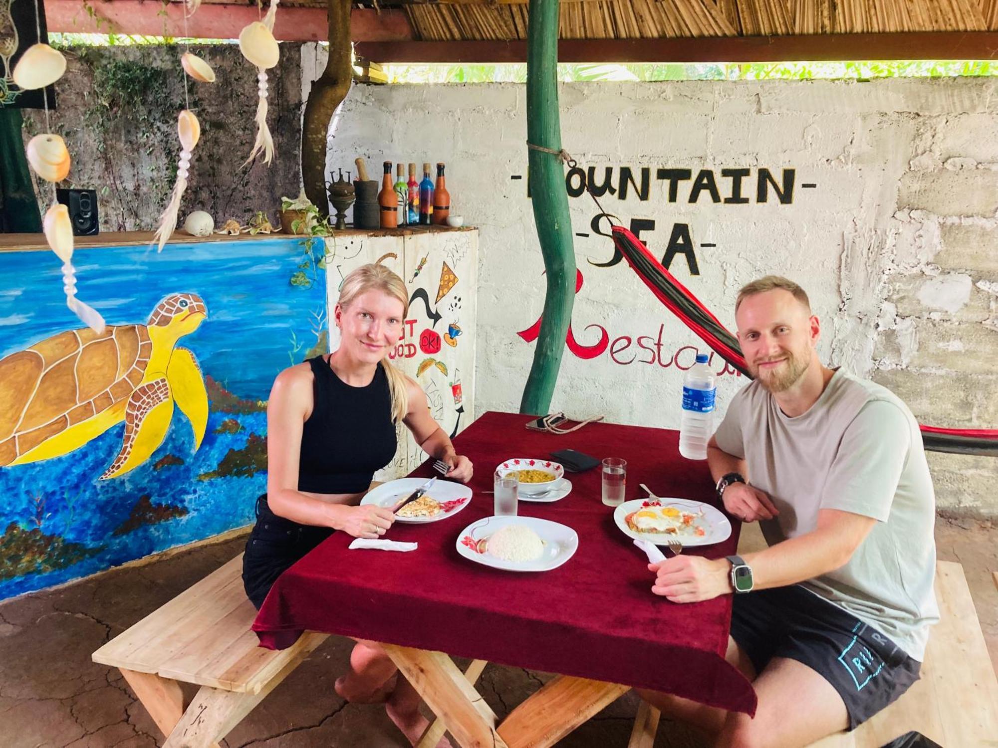 Mountain Seaview Cabanas Hotel Tangalle Buitenkant foto