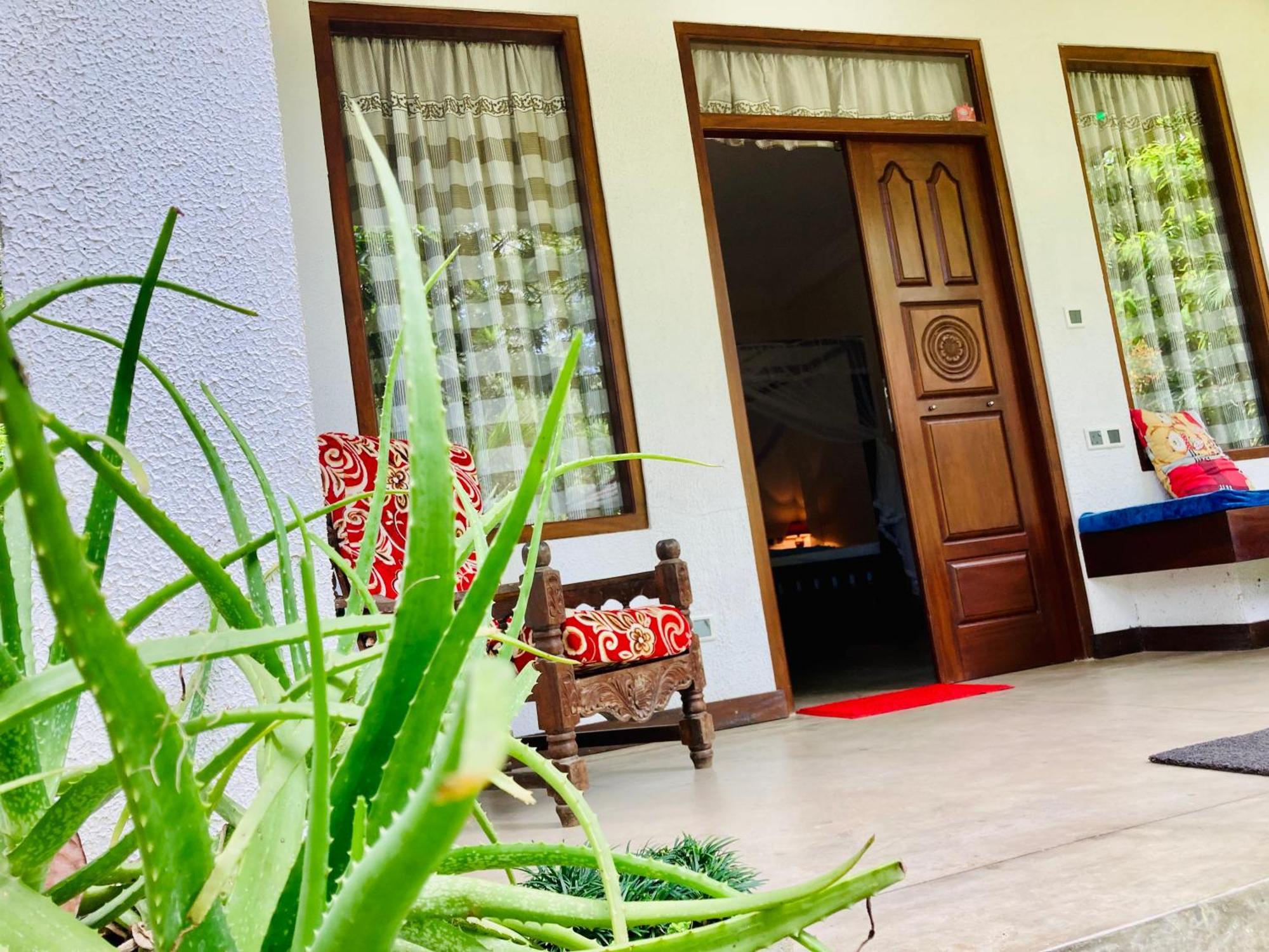 Mountain Seaview Cabanas Tangalle Buitenkant foto