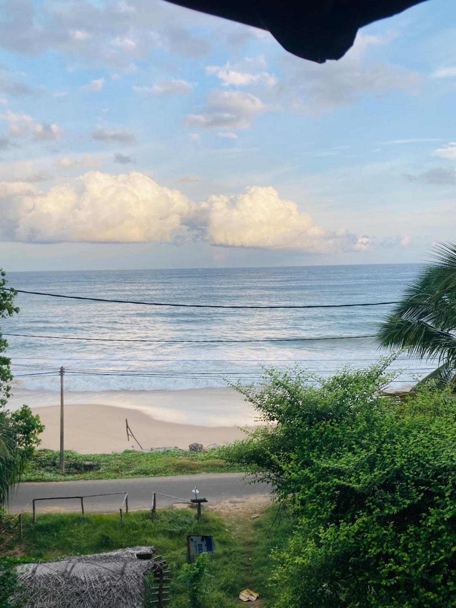 Mountain Seaview Cabanas Tangalle Buitenkant foto
